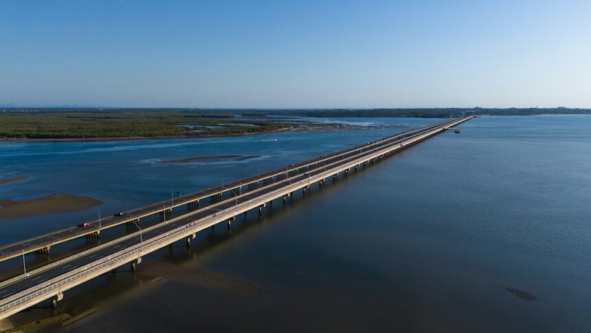 Bridge infrastructure in Queensland representing Rockhampton Ring Road construction
